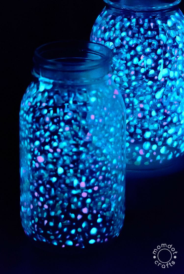 4 Ways to Make Galaxy Glow in the Dark Jars - wikiHow